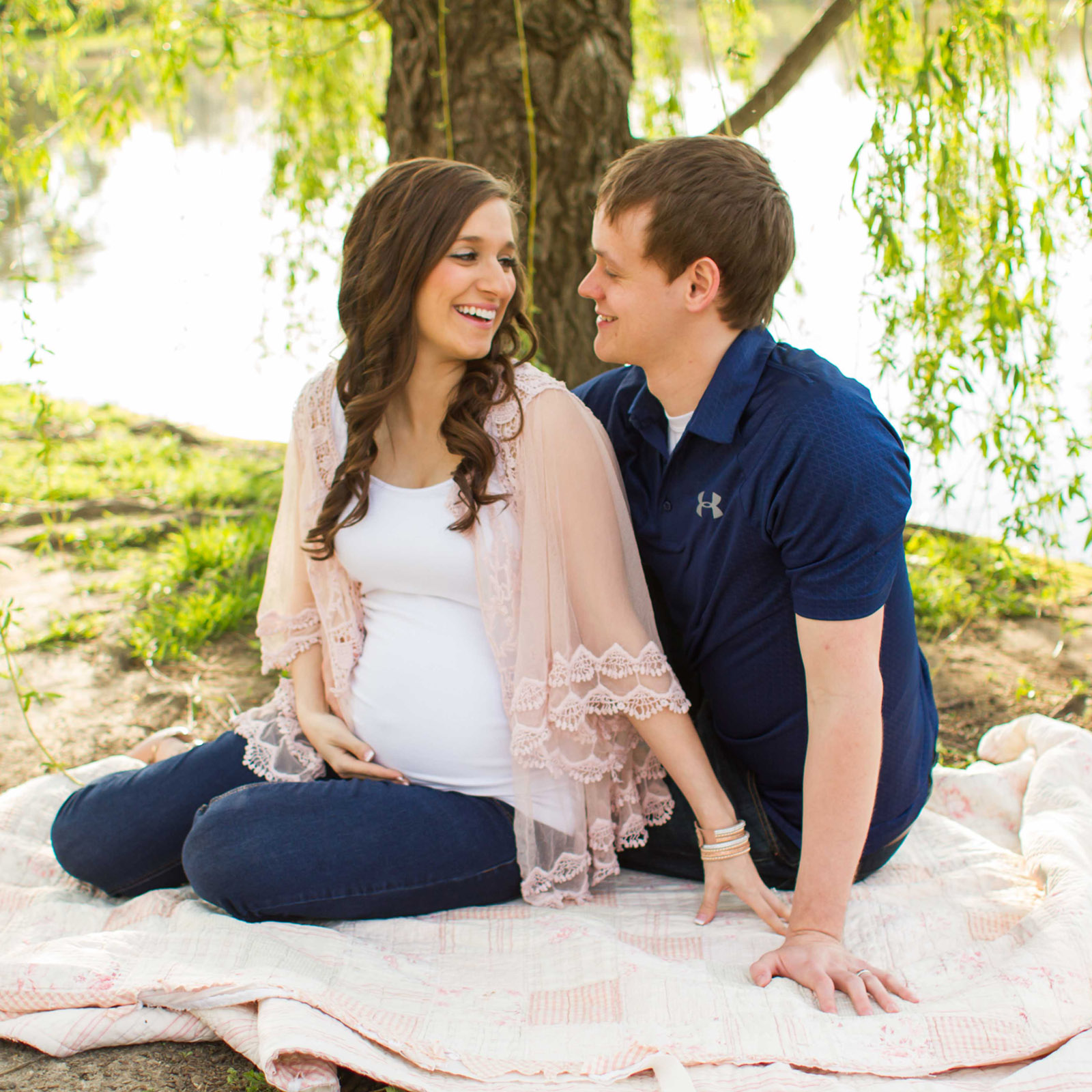 Southern IL & St. Louis Maternity Photographer
